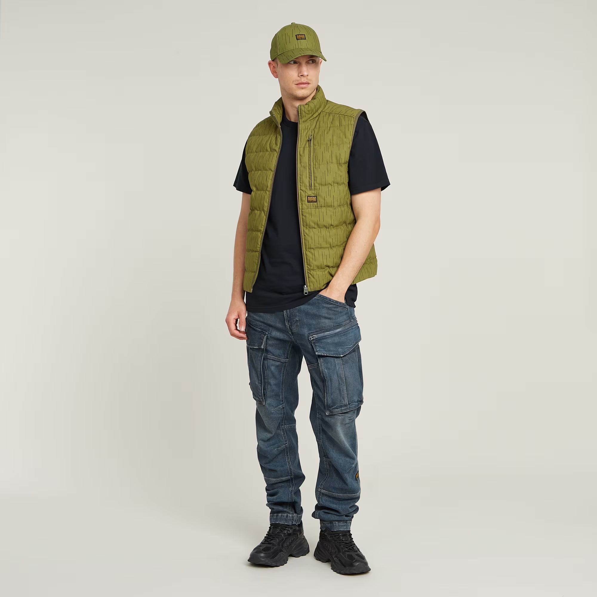 Rovic Zip 3D Regular Tapered Denim Jeans Dada sport preloved - seconde main