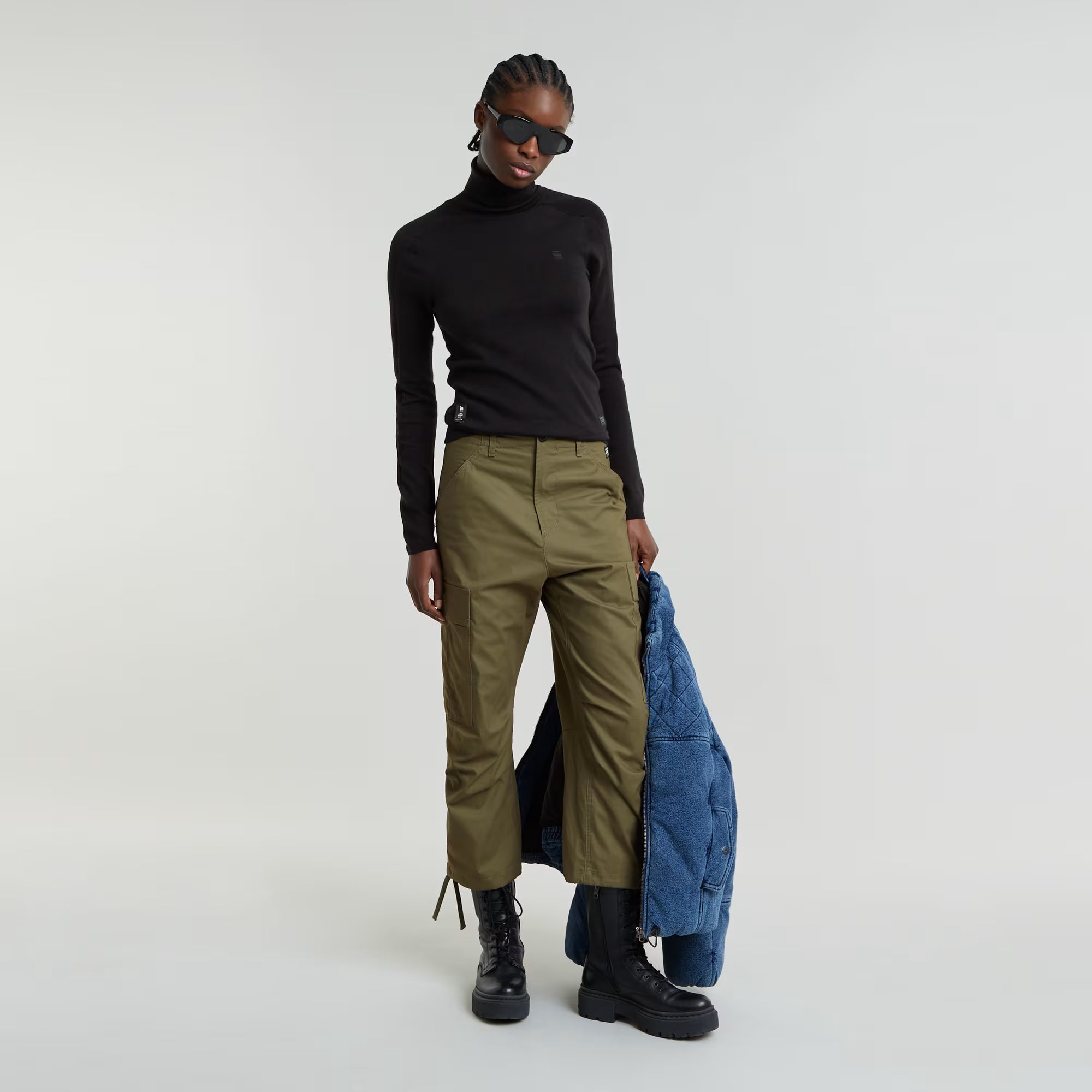 Core Slim Turtle Neck Knitted Sweater Dada sport preloved - seconde main