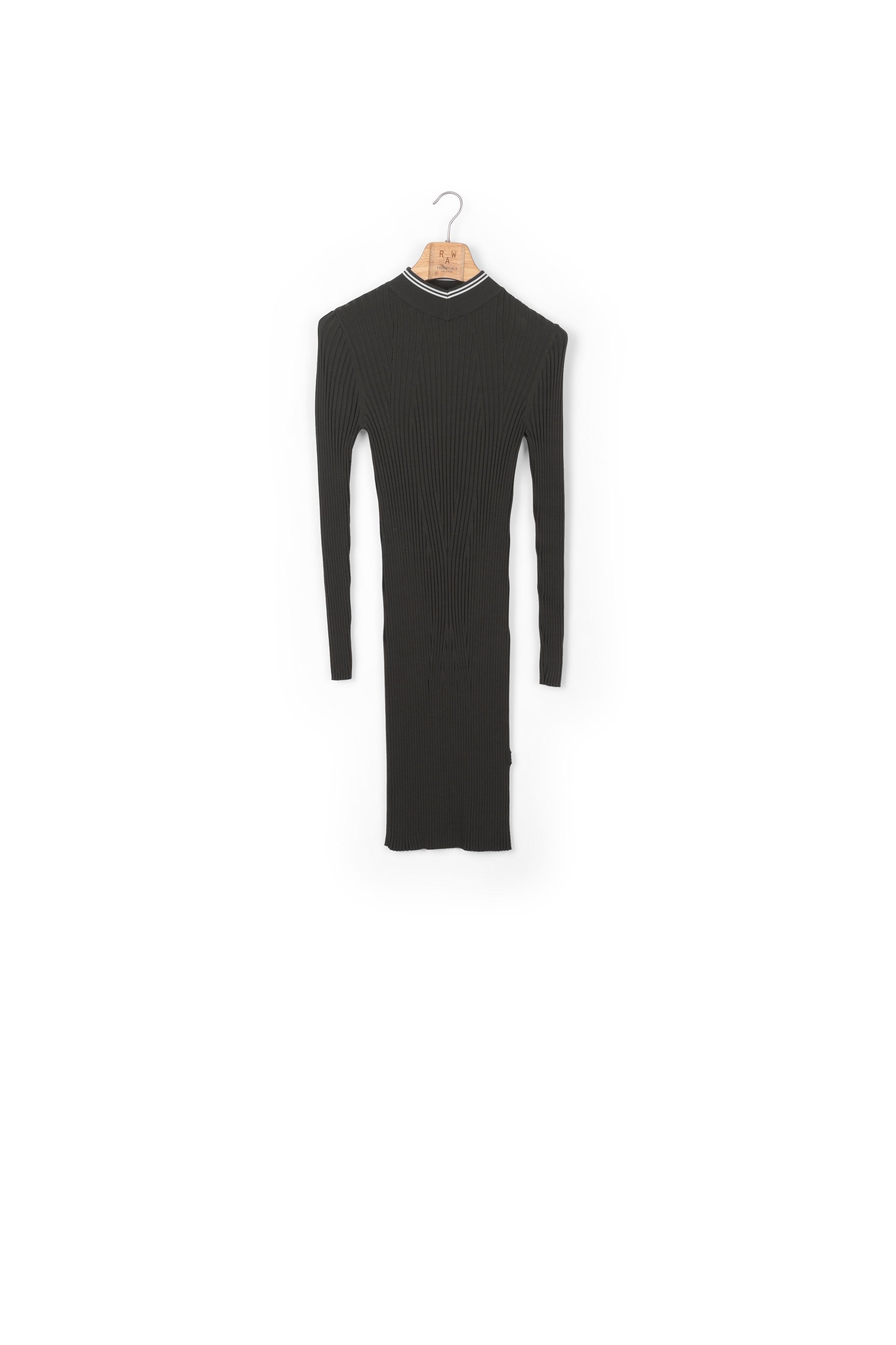 Lynn Mock Turtle Dress Dada sport preloved - seconde main