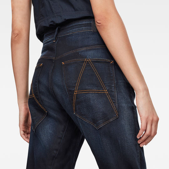 A Crotch 3D Low Boyfriend Jeans Dada sport preloved - seconde main