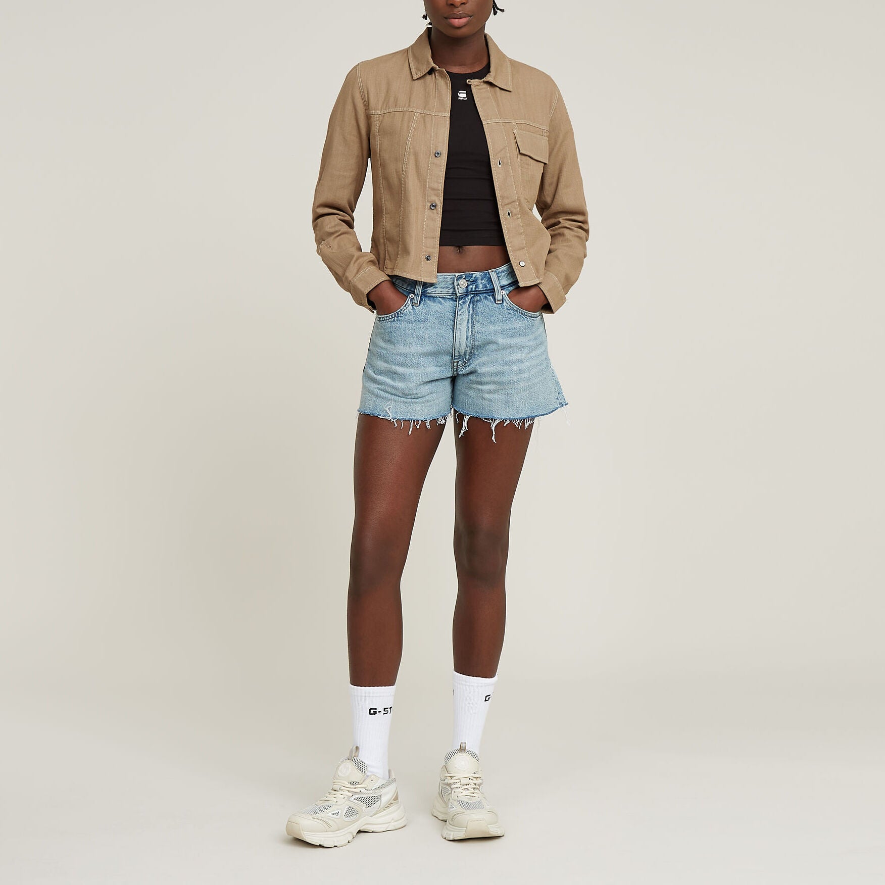 True Short Raw Edge Dada sport preloved - seconde main