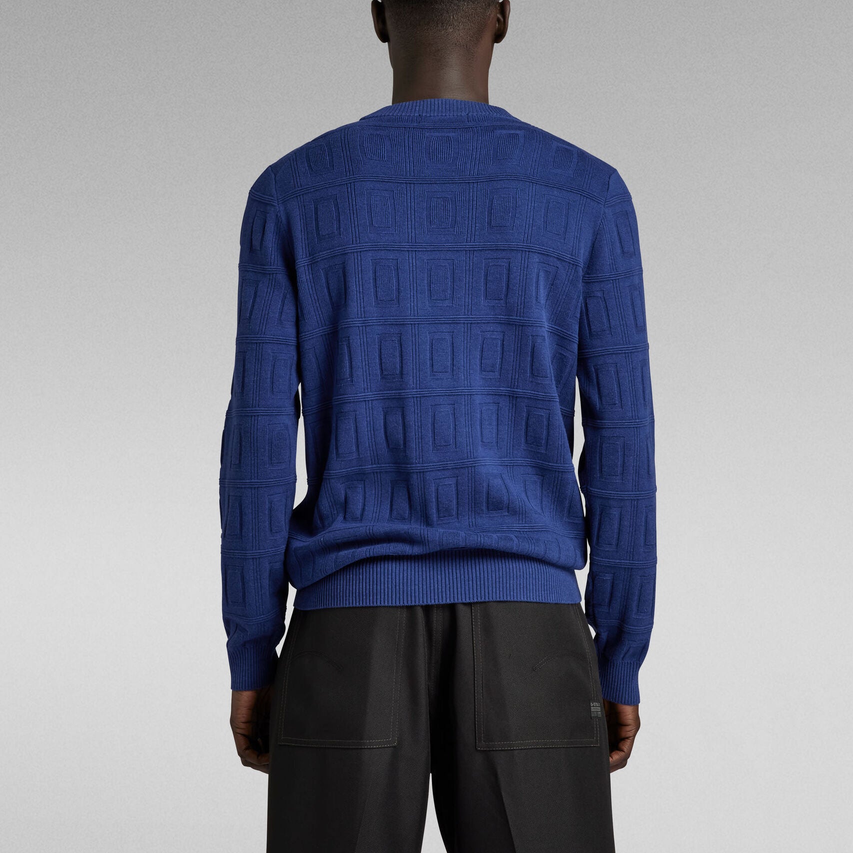 Table Structure Knitted Pullover Dada sport preloved - seconde main