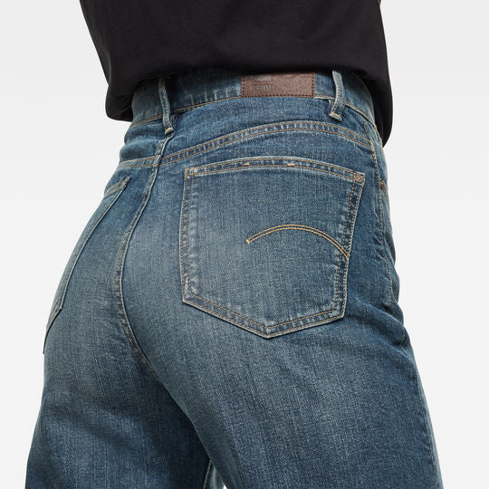 Jean Tedie Ultra High Straight Ripped Edge Ankle C Dada sport preloved - seconde main