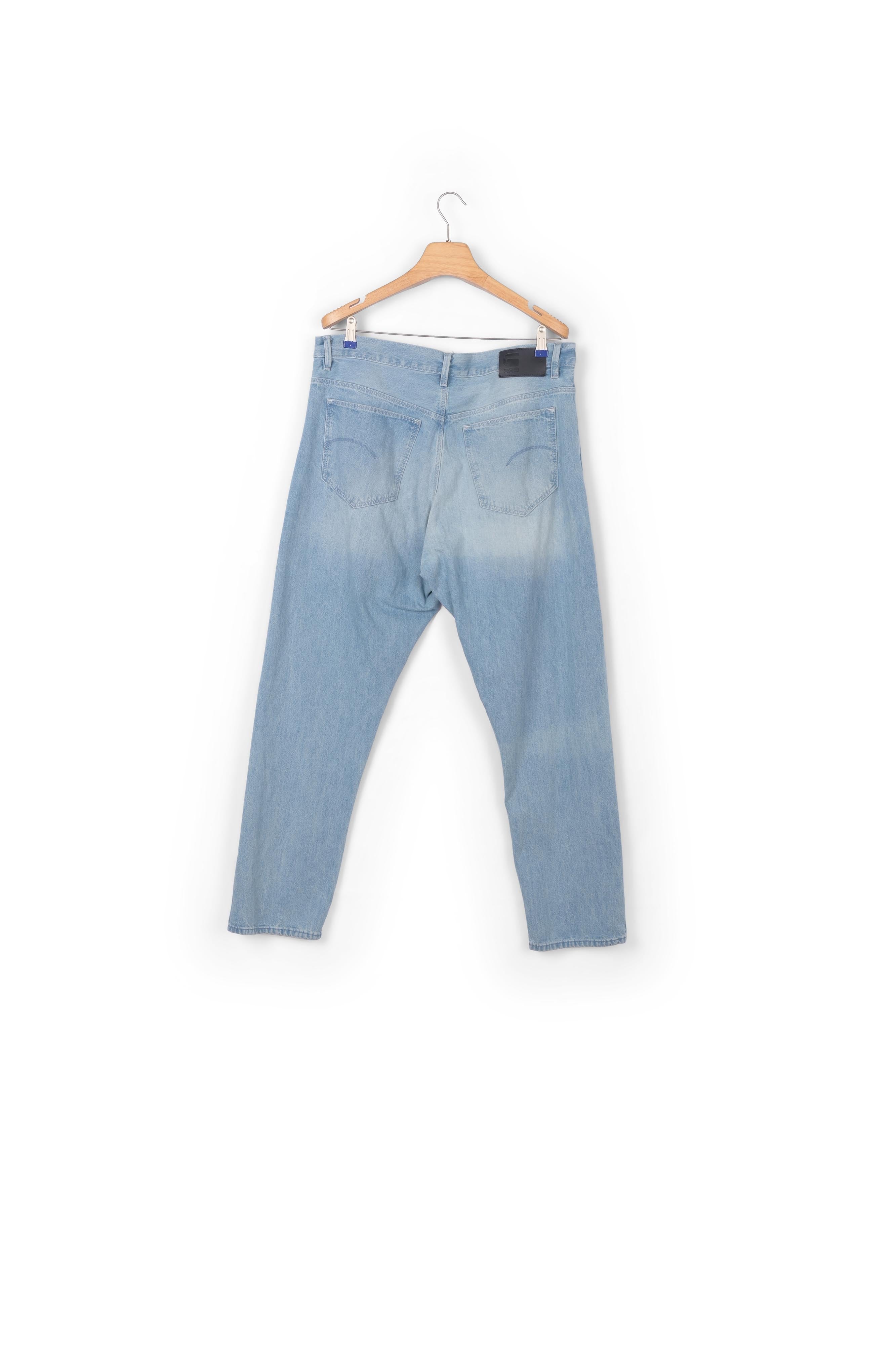 Virjinya Slim Jeans Dada sport preloved - seconde main