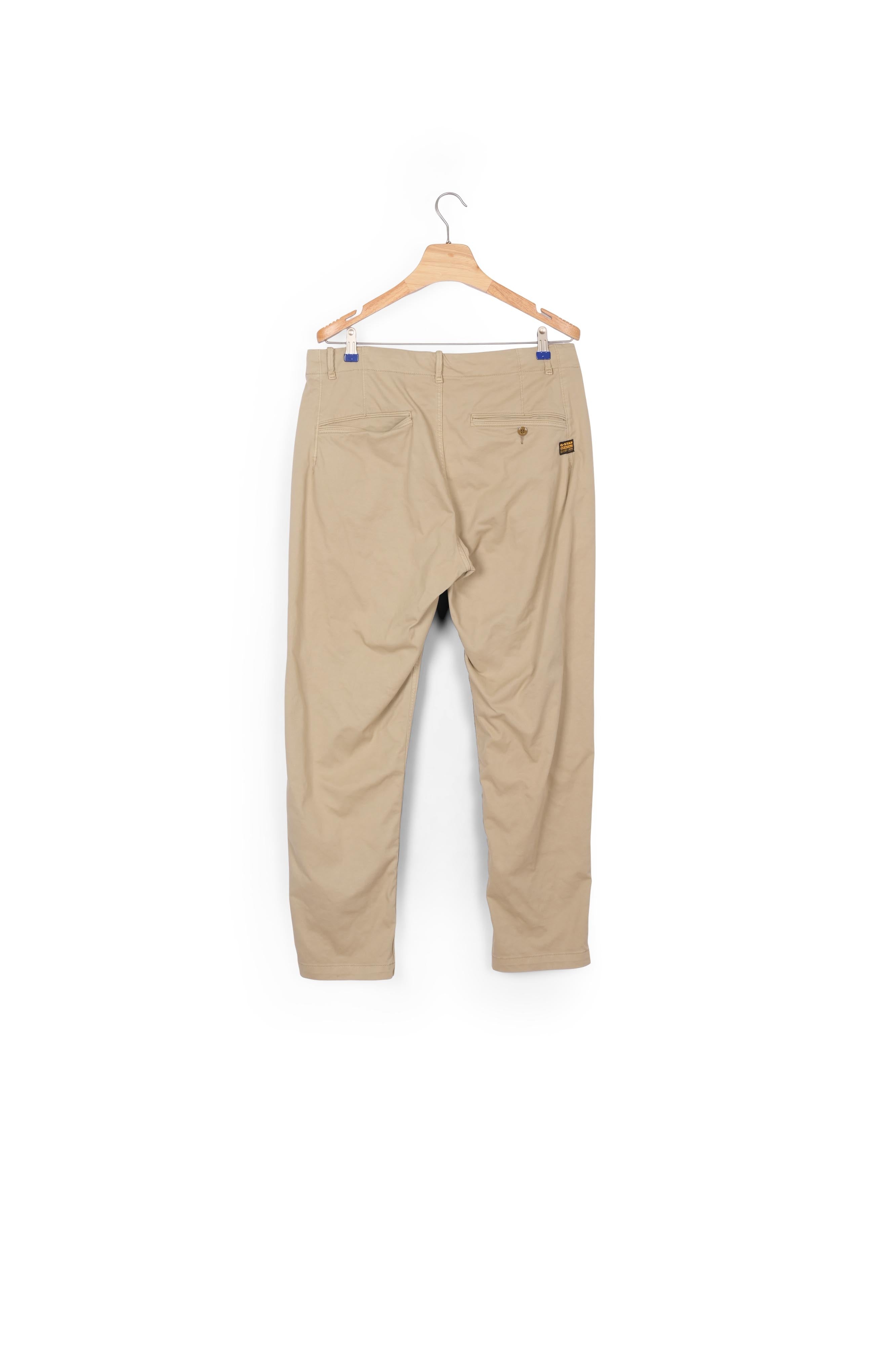 Page Boyfriend Chino Dada sport preloved - seconde main