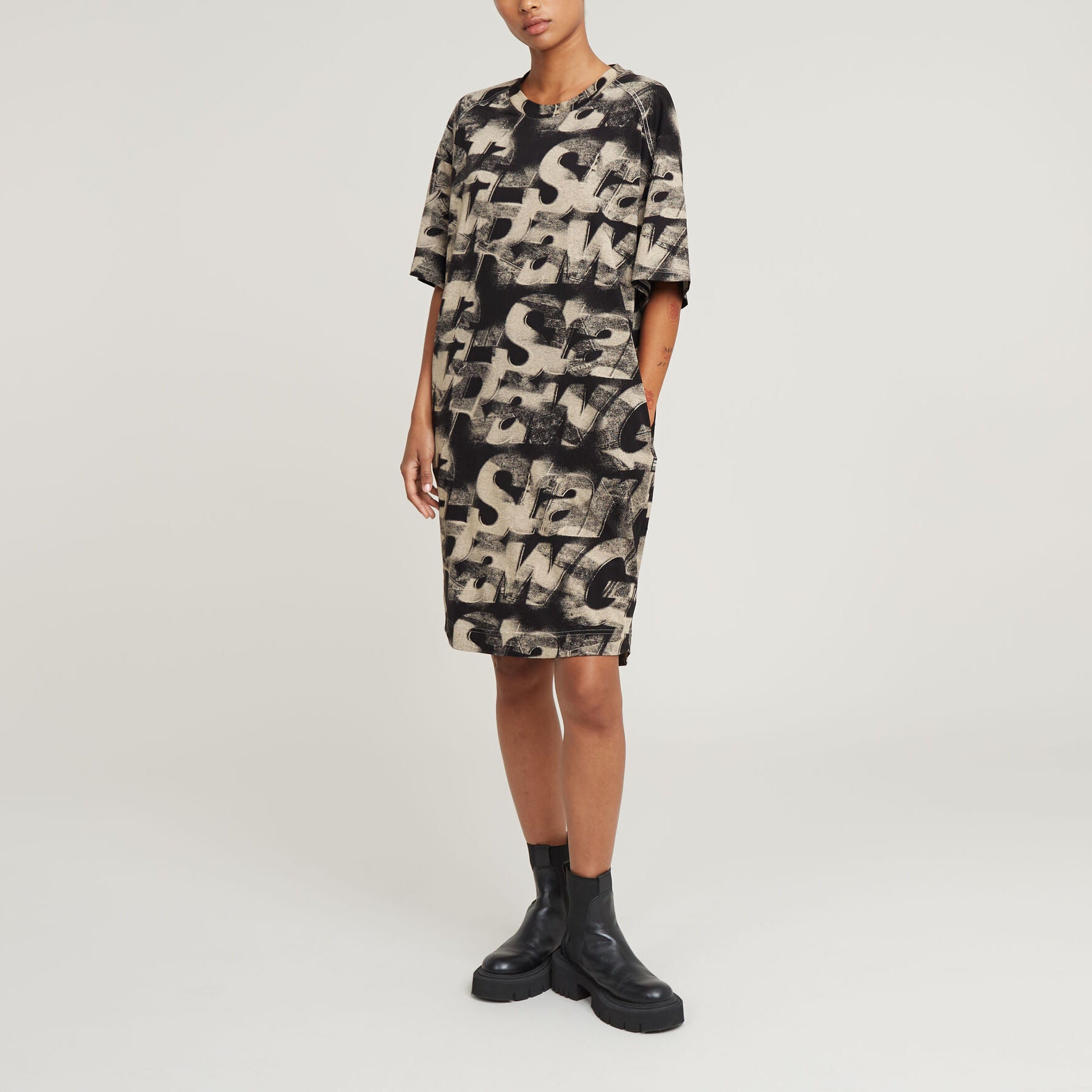 Sprayed Letters Loose Dress Dada sport preloved - seconde main