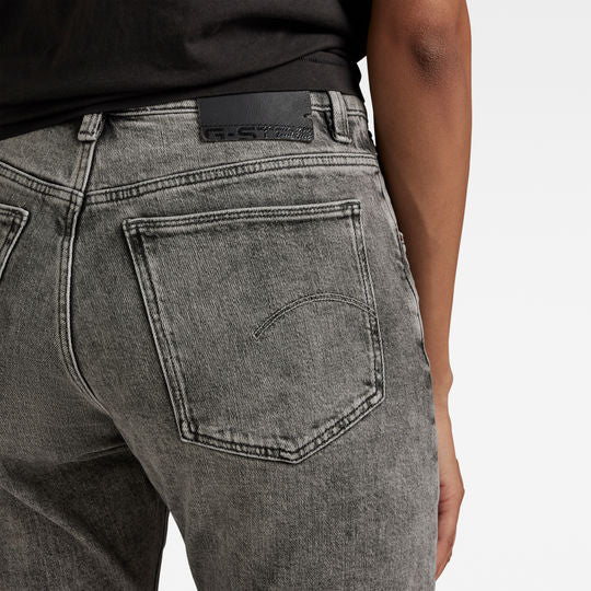 Virjinya Slim Jeans Dada sport preloved - seconde main
