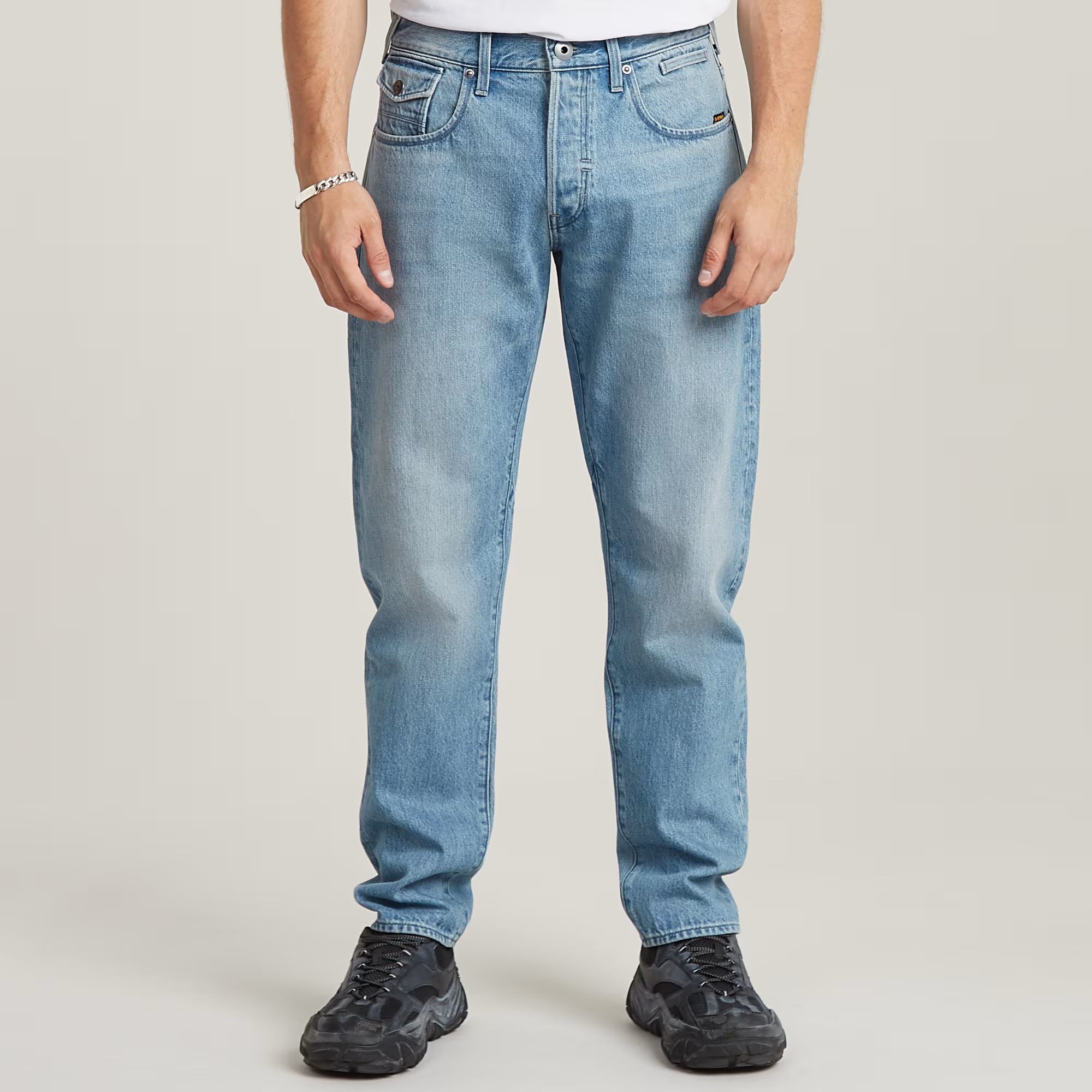 Morry FWD Regular Tapered Jeans Dada sport preloved - seconde main