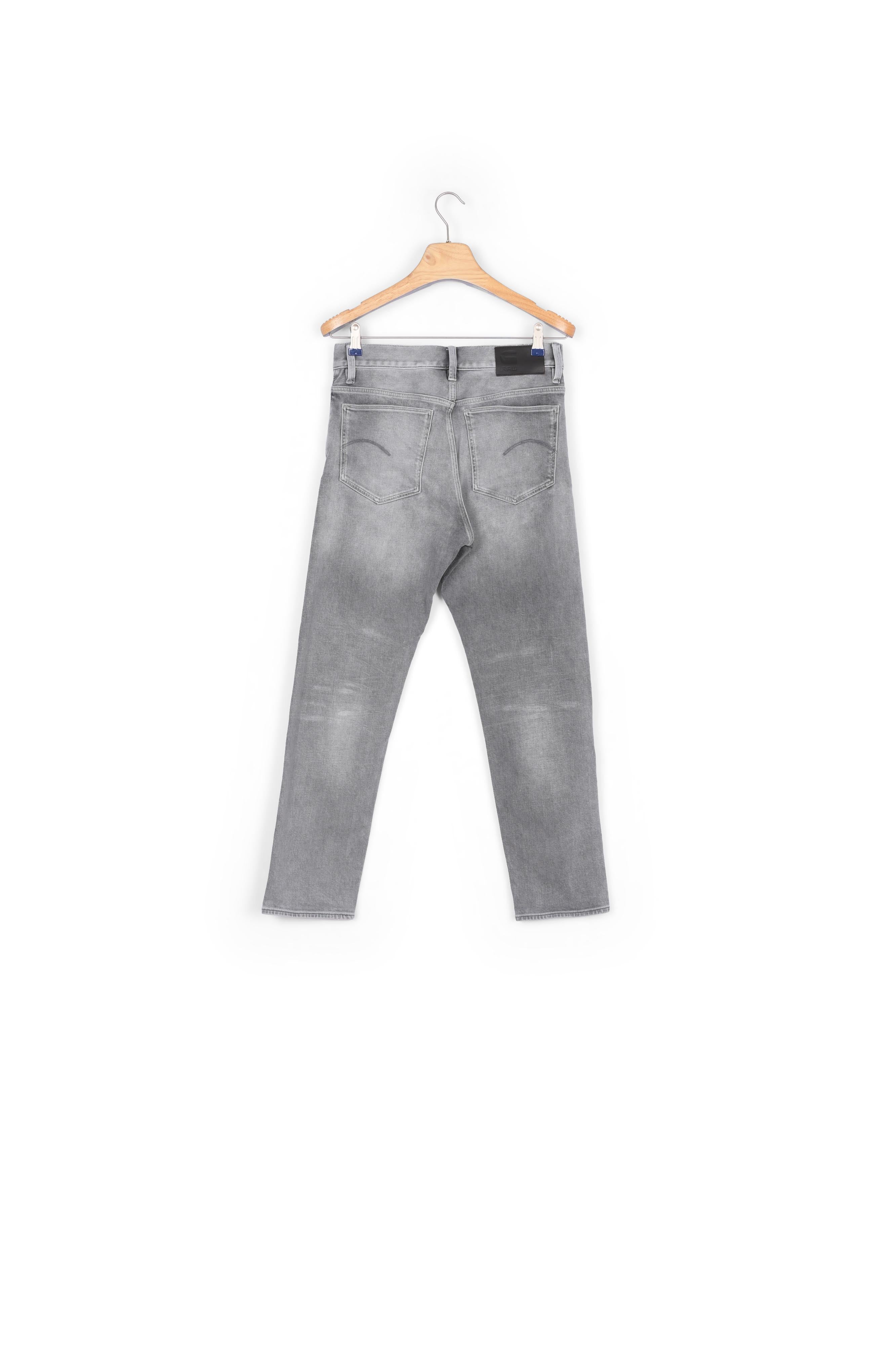 Virjinya Slim Jeans Dada sport preloved - seconde main