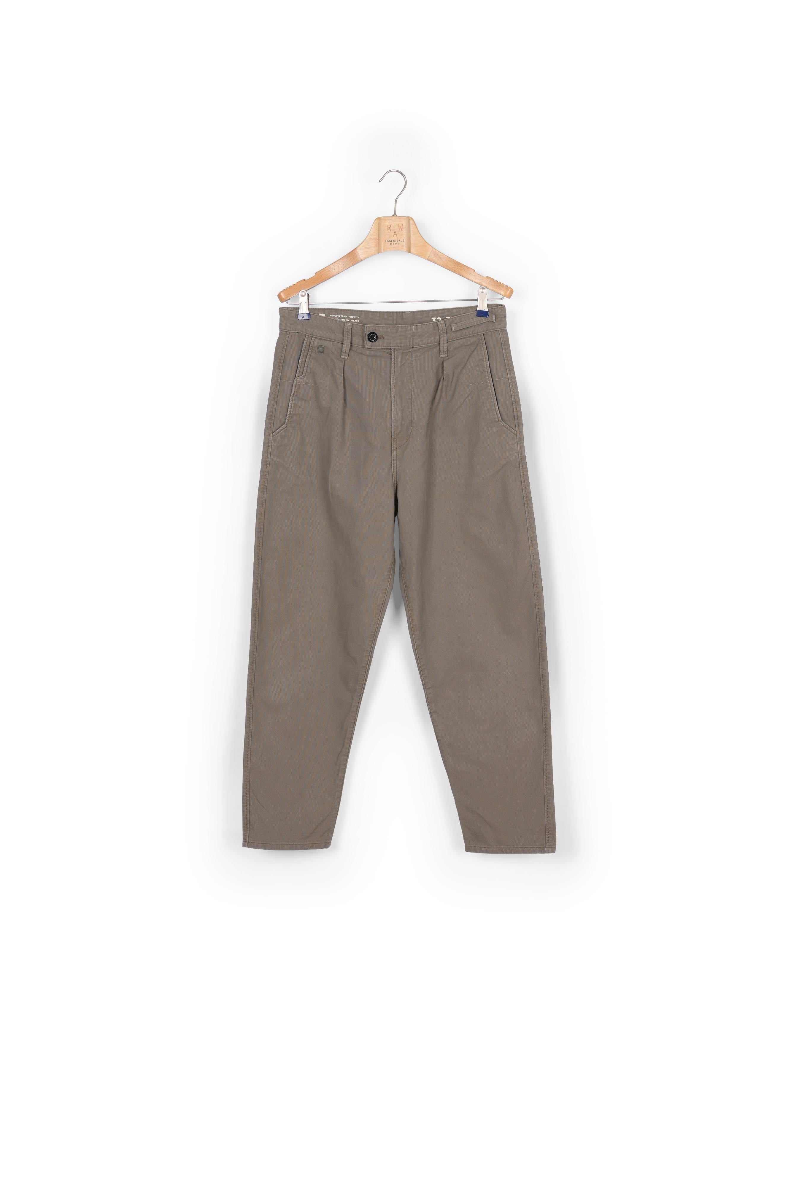 Unisex Pleated Relaxed Chino Dada sport preloved - seconde main