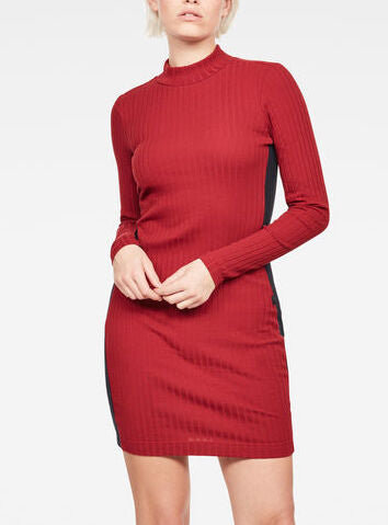 Staria Slim Turtle Dress Dada sport preloved - seconde main