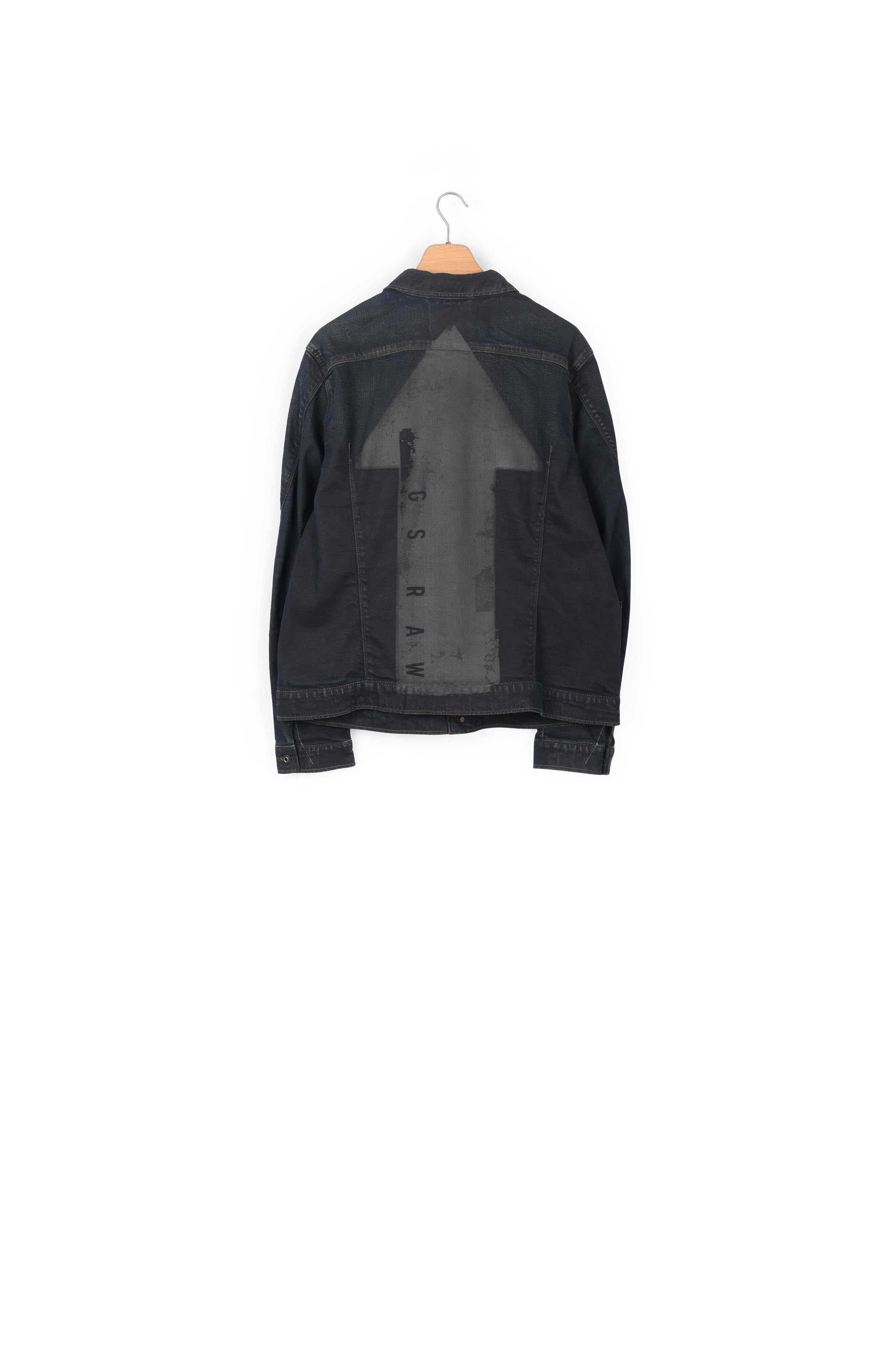 Arc 3D Slim Jacket Arrow Print Dada sport preloved - seconde main