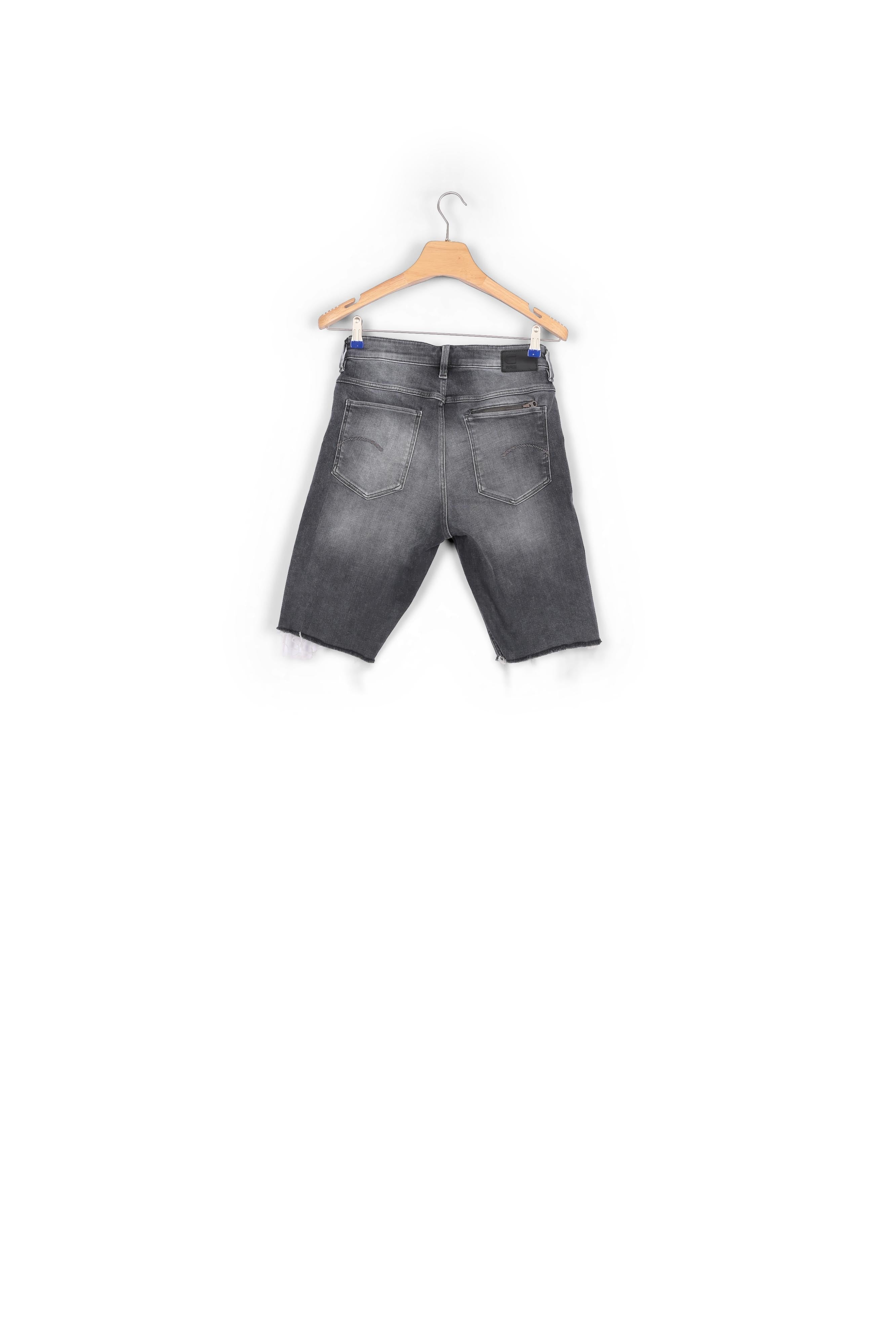 Noxer High Slim Short Raw Edge Dada sport preloved - seconde main