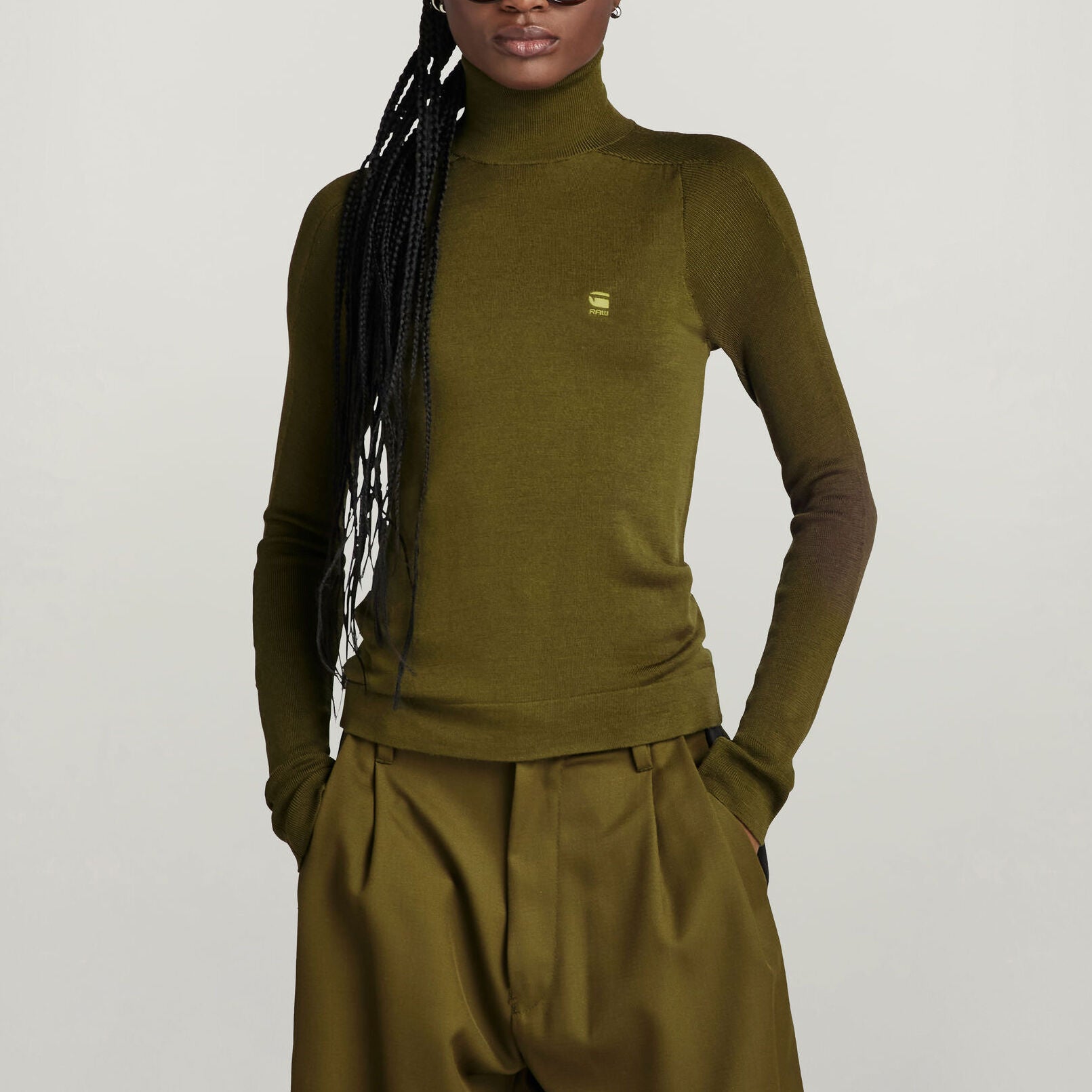 Core Slim Turtle Knitted Sweater Dada sport preloved - seconde main