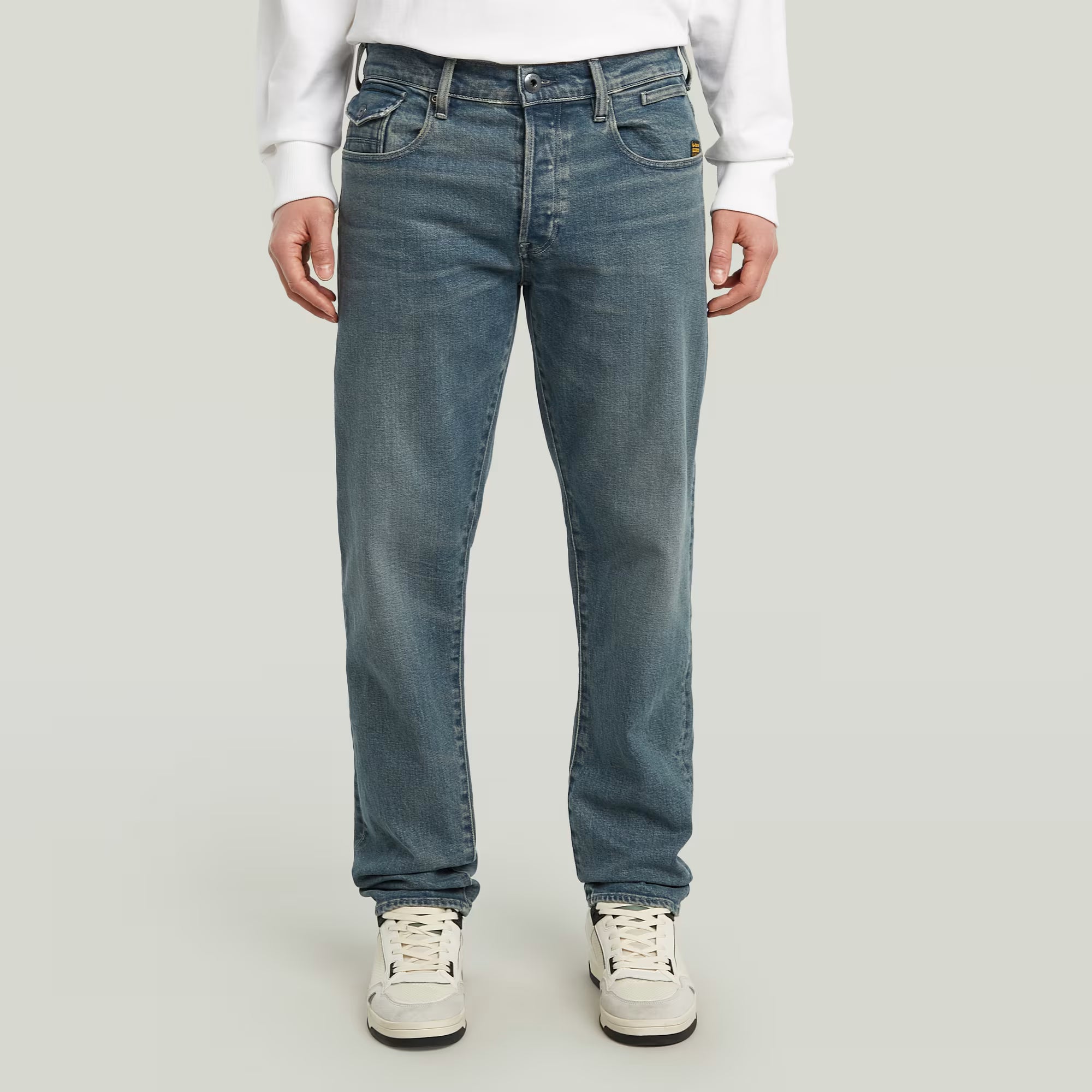 Morry FWD Regular Tapered Jeans Dada sport preloved - seconde main